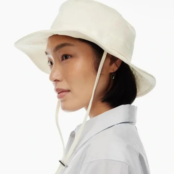 Wilfred Tabitha Bucket Hat - Picture 4 of 4